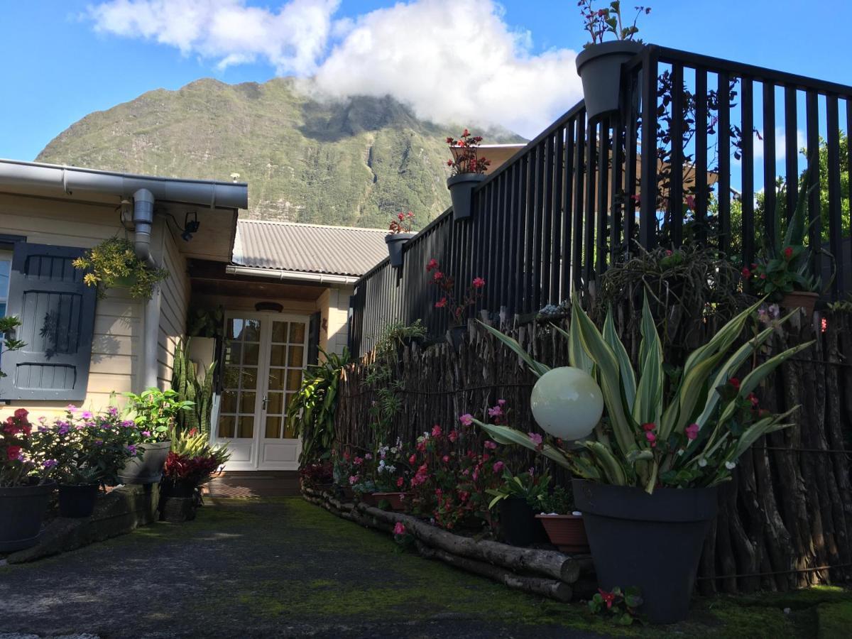 Ti Kaz Hoareau Bed & Breakfast Salazie Eksteriør bilde