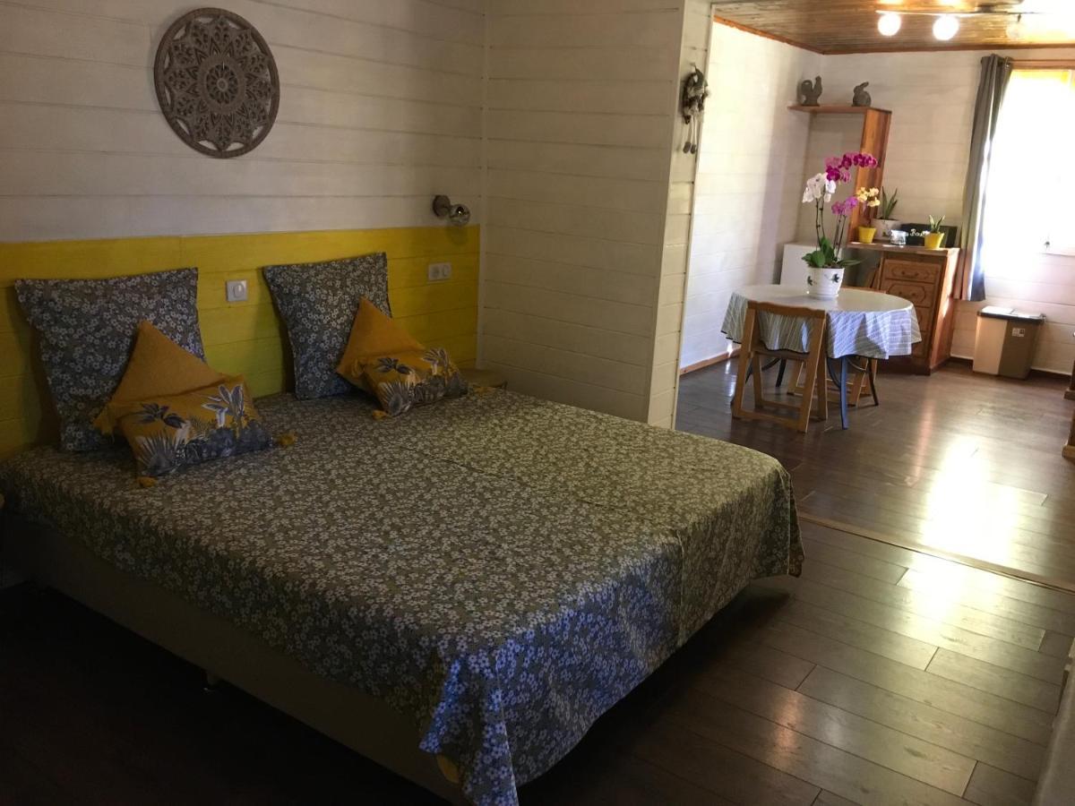 Ti Kaz Hoareau Bed & Breakfast Salazie Eksteriør bilde